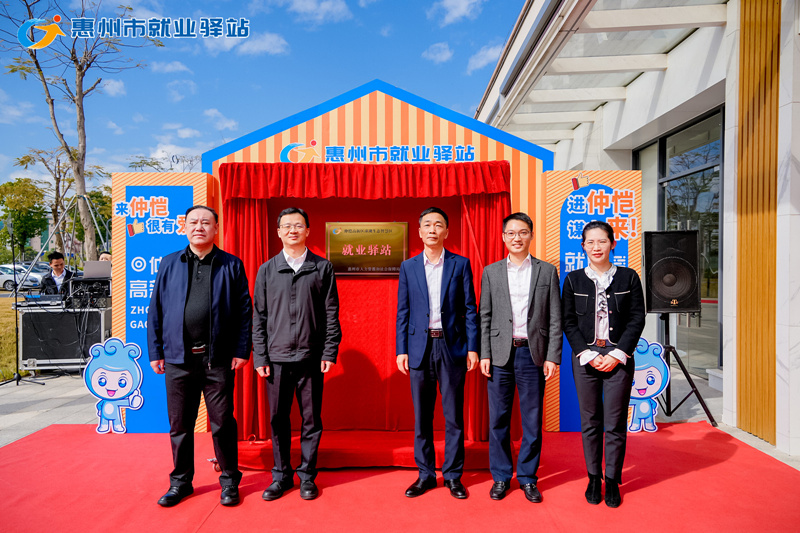 5ec682955e74f9ba487fcec21df4ad8_副本.jpg